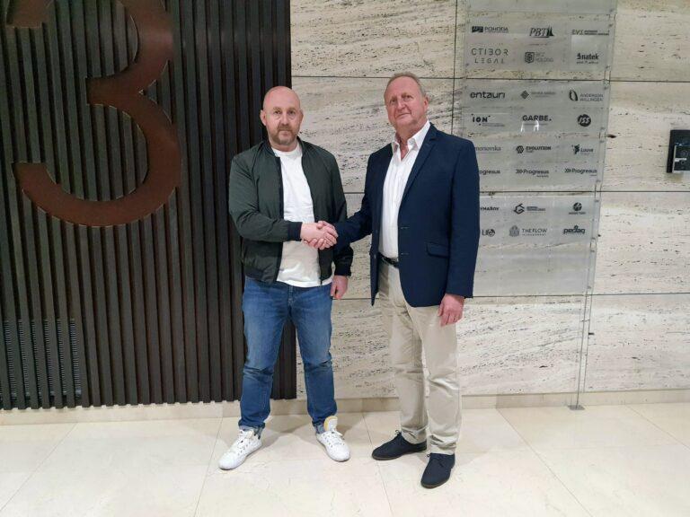 Generální ředitel KDCHEMIKO o, Aleksandr Zirnov a prezident Asociace p. Vitezslav Gartner